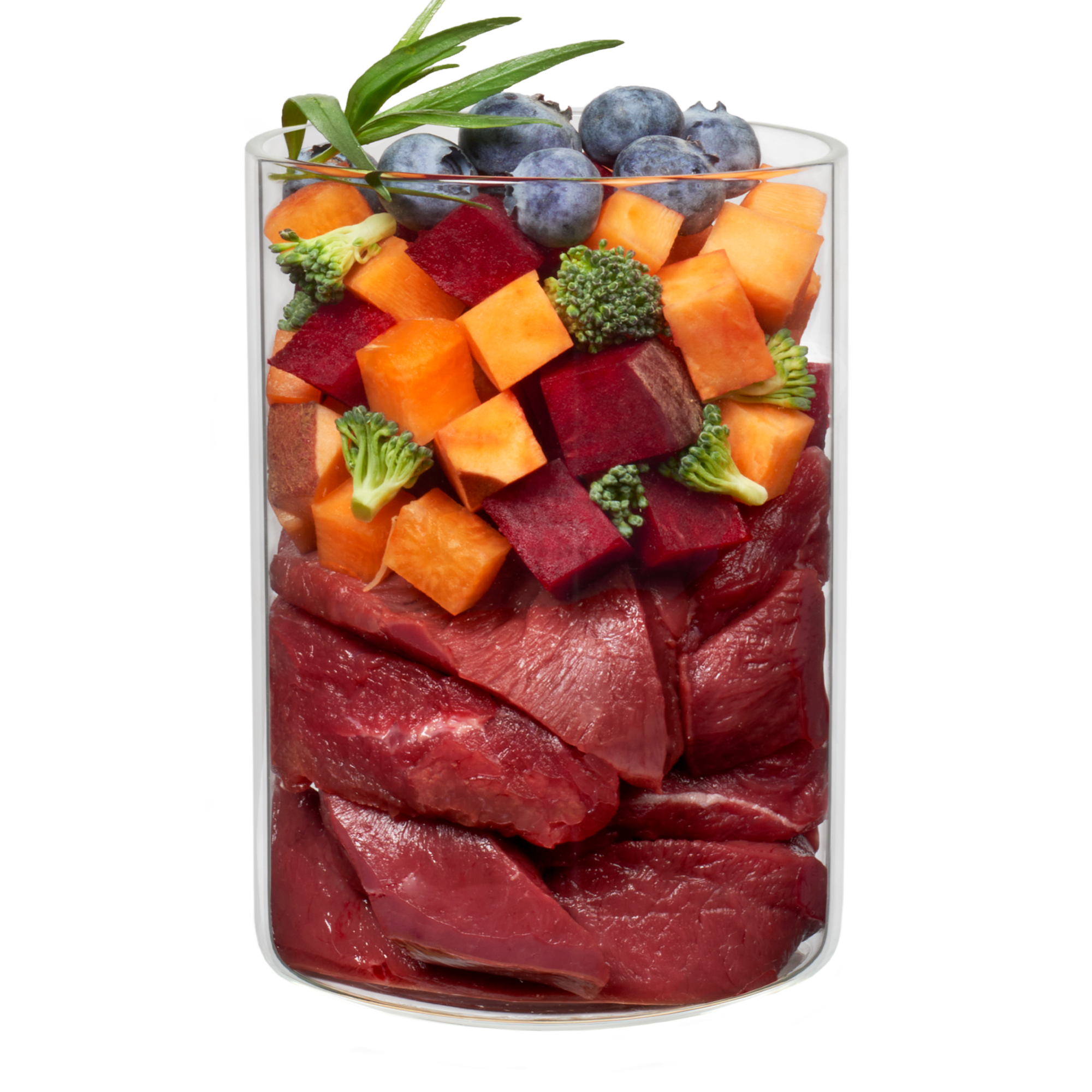 Rind mit Brokkoli, Blaubeere und Salbei