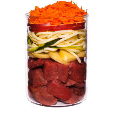 Selvaggina con patata, mela e mirtillo rosso